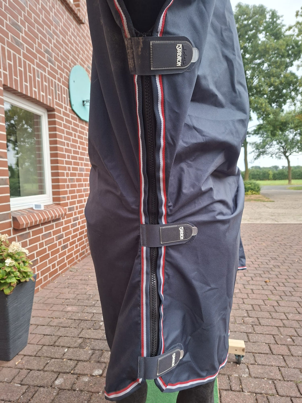 Eskadron Regendecke Zipneck plus Hals
