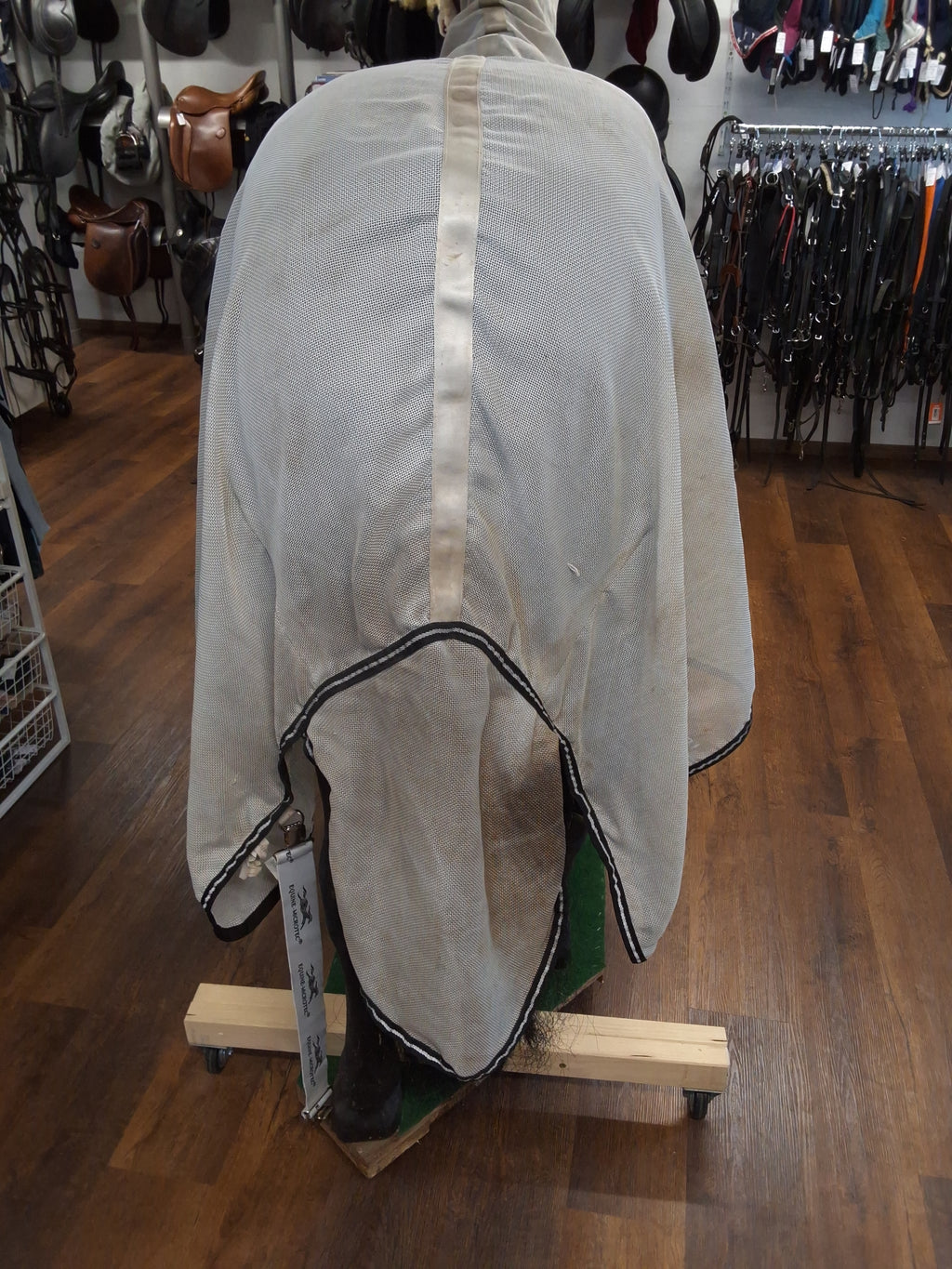 Equine-Microtec Fliegendecke