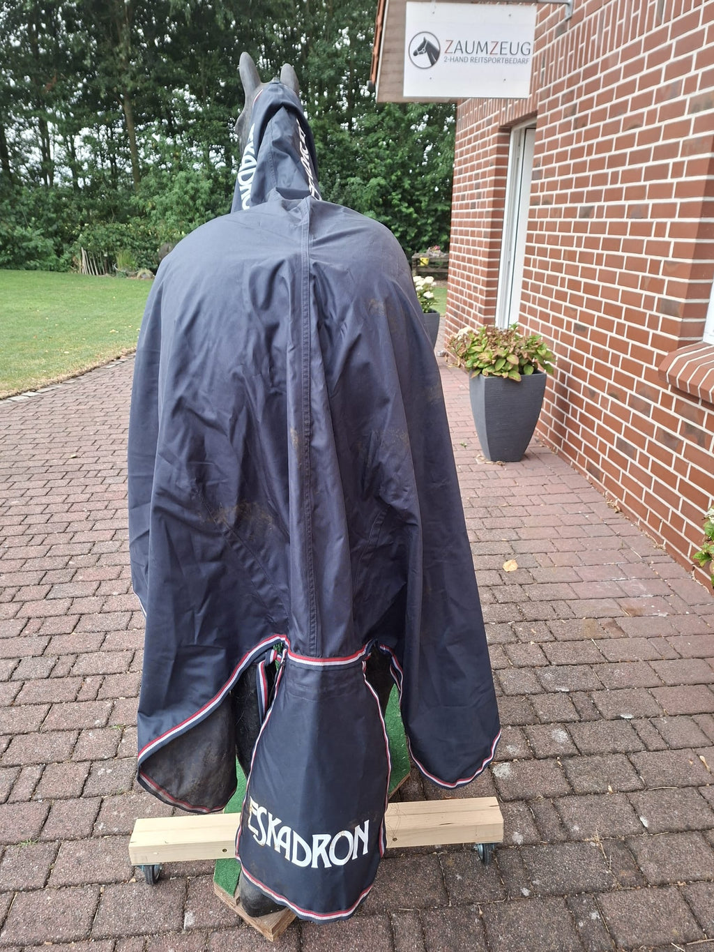 Eskadron Regendecke Zipneck plus Hals