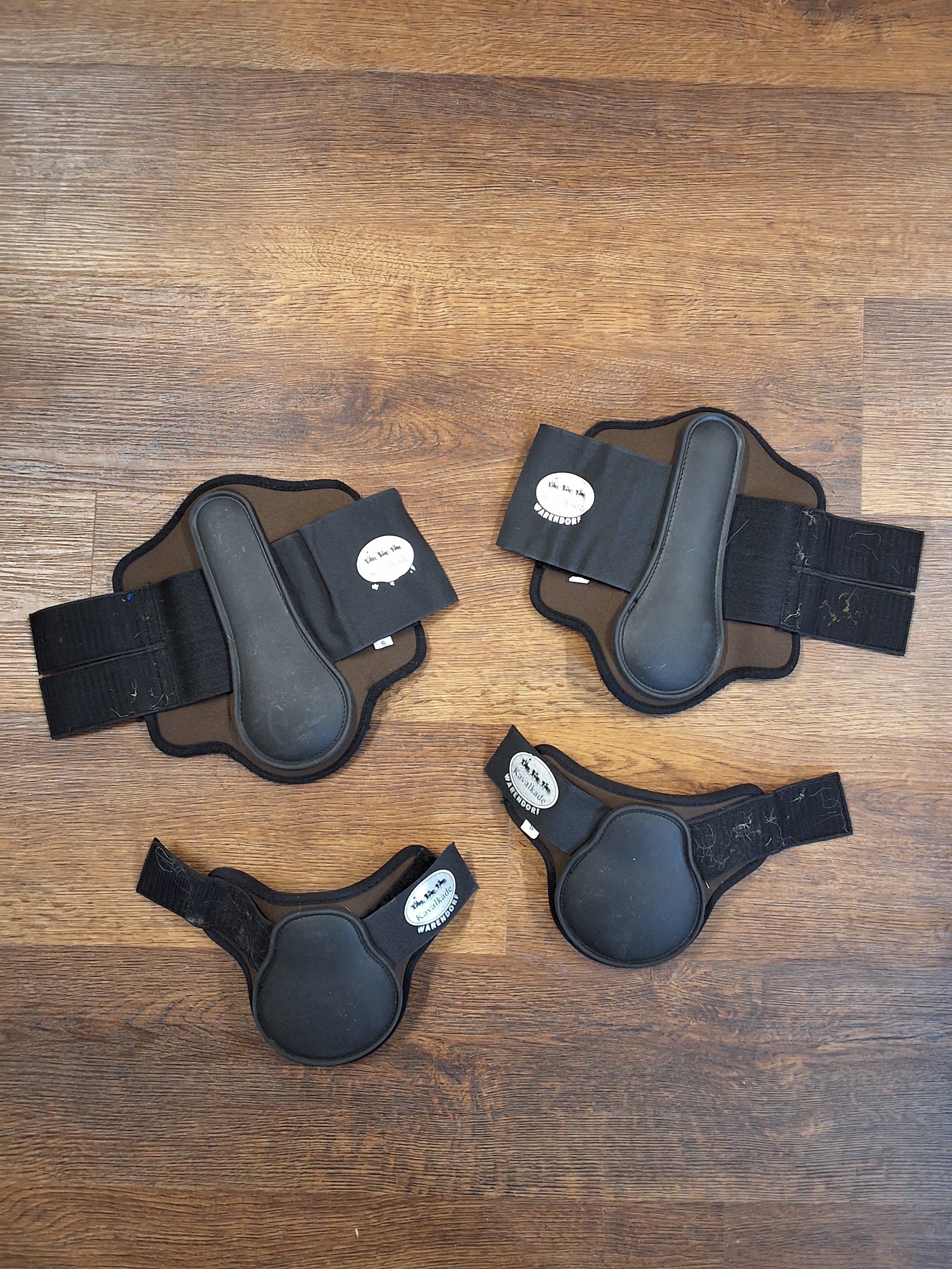 Kavalkade Neoprengamaschenset