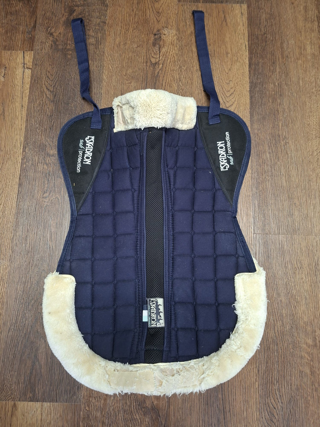 Eskadron Pad
