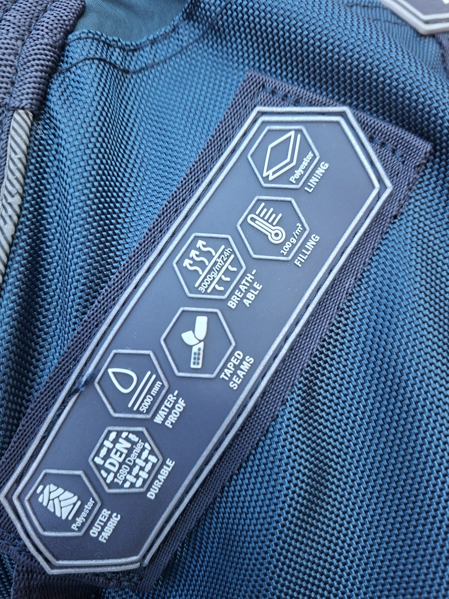 Felix Bühler Highneckdecke